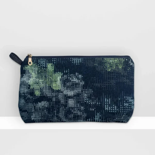 beauty bag l // digital moss