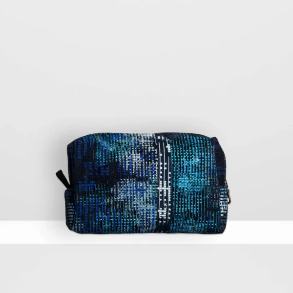 beauty bag m // digital moss